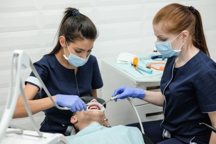 dental-assistant-program